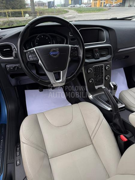 Volvo V40 2.0D4/XEN0N/F-ULL