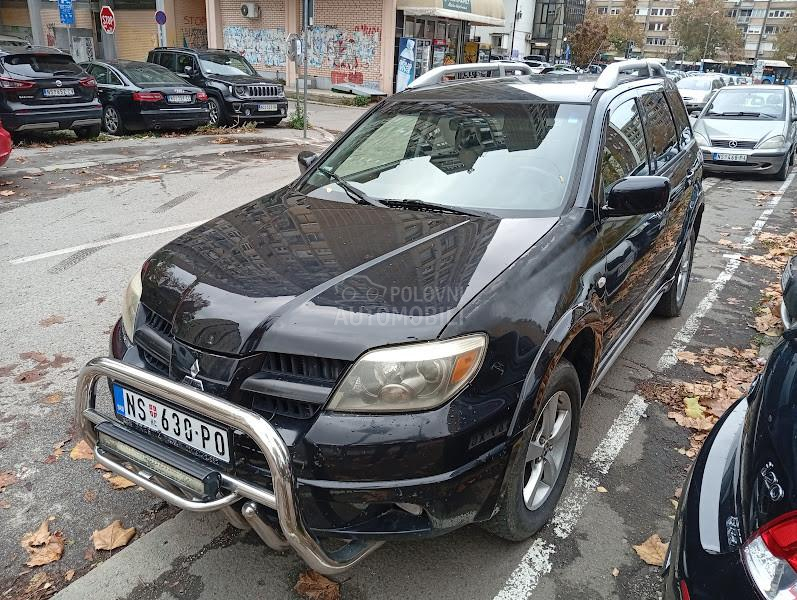 Mitsubishi Outlander 2.4 MIVEC SE