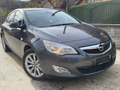 Opel Astra H 1.4 T0P / CH /