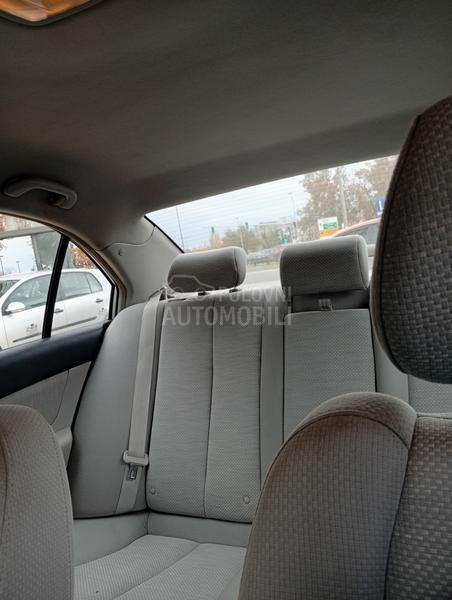 Hyundai Sonata 2.4 DOHC