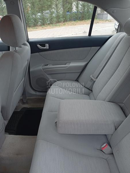 Hyundai Sonata 2.4 DOHC