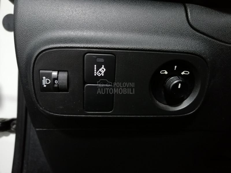 Citroen C3 1.2pure tach Led/Nav