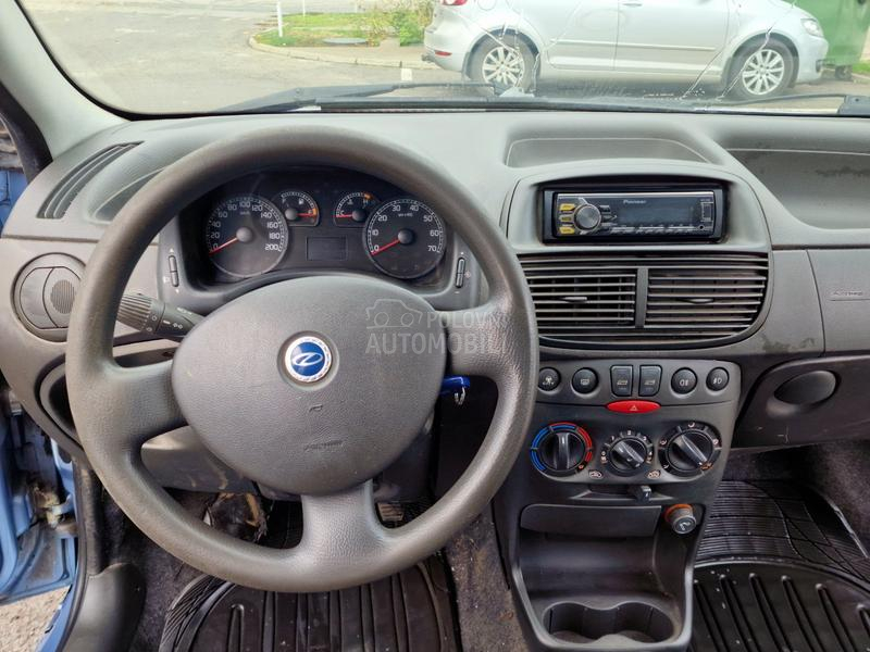 Fiat Punto 1.2 8V