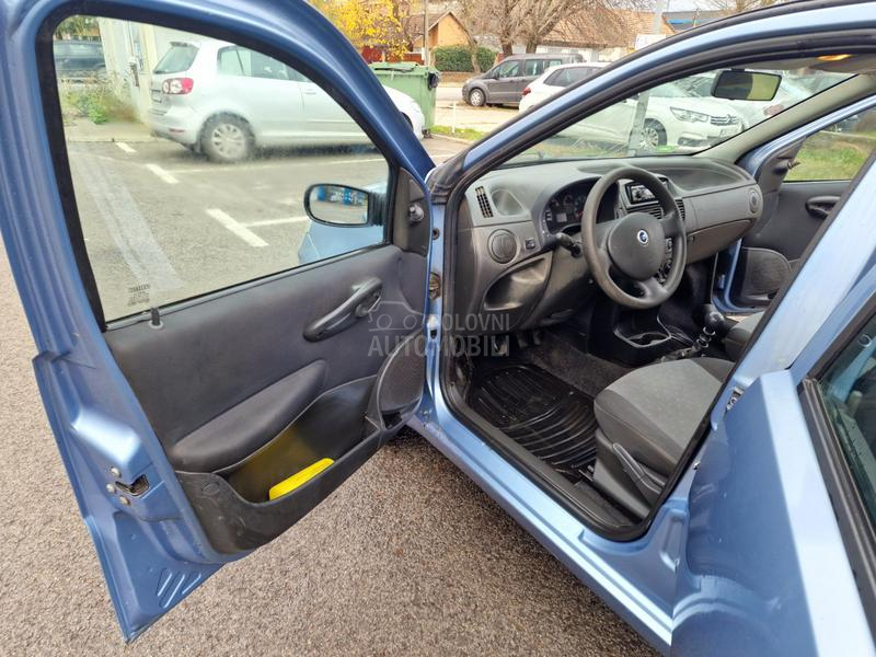 Fiat Punto 1.2 8V