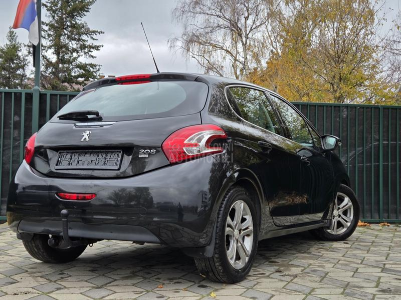 Peugeot 208 Allure