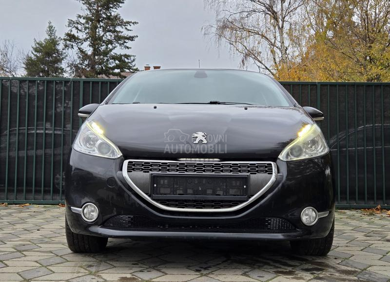 Peugeot 208 Allure