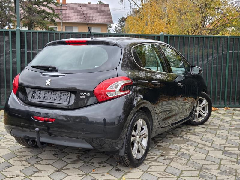 Peugeot 208 Allure