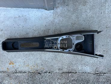 Centralna konzola za Alfa Romeo MiTo