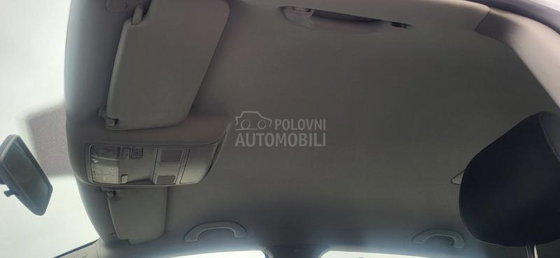 Volkswagen Golf 5 1.4 b ORG.K.M SERVIS