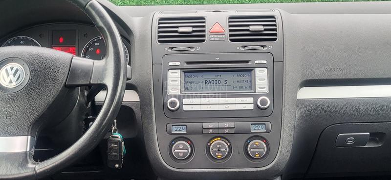 Volkswagen Golf 5 1.4 b ORG.K.M SERVIS