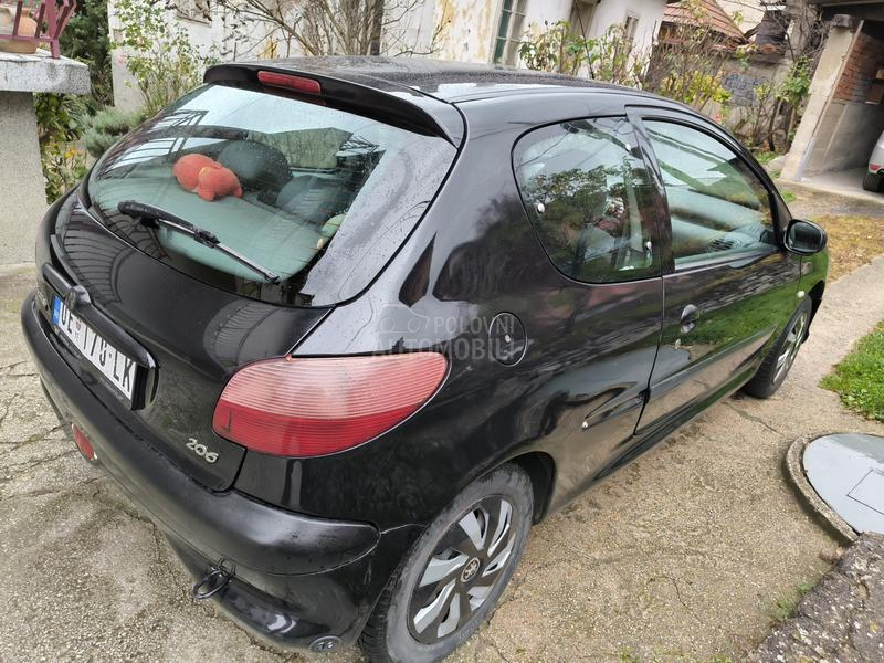 Peugeot 206 