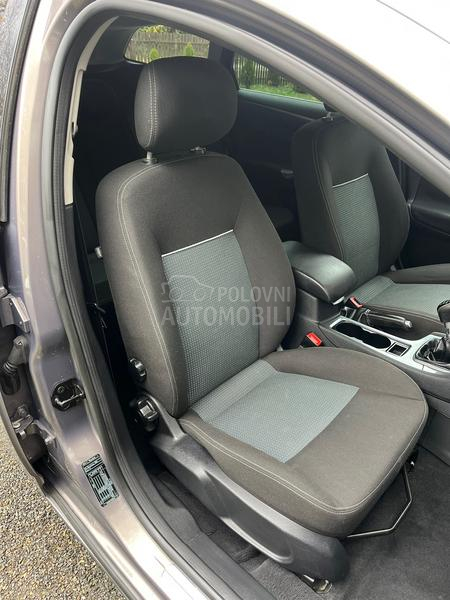 Ford Mondeo 1.6tdci / N.A.V.I