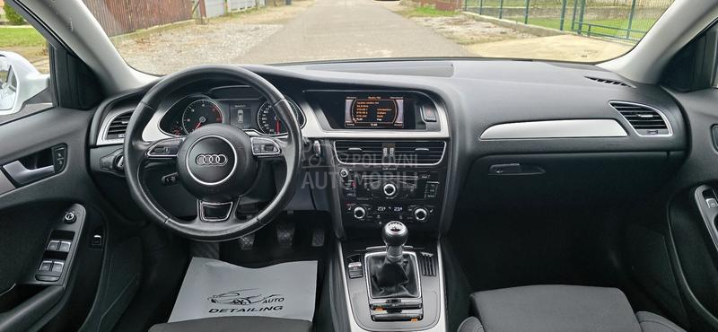 Audi A4 led/el prtljaznik