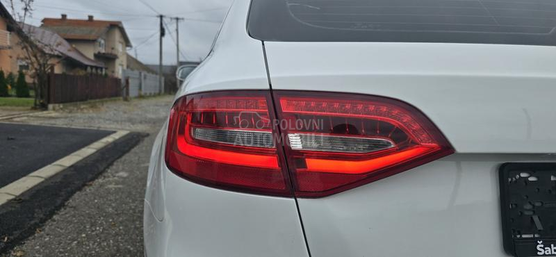 Audi A4 led/el prtljaznik