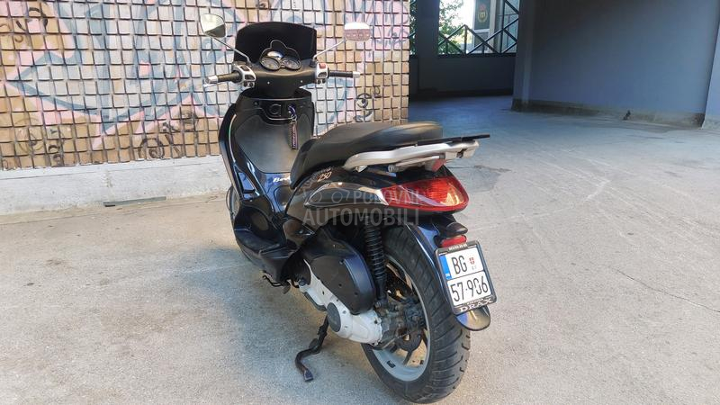 Piaggio Beverly 250