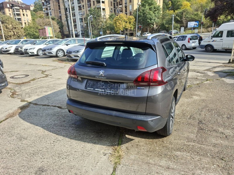 Peugeot 2008 1,2 b