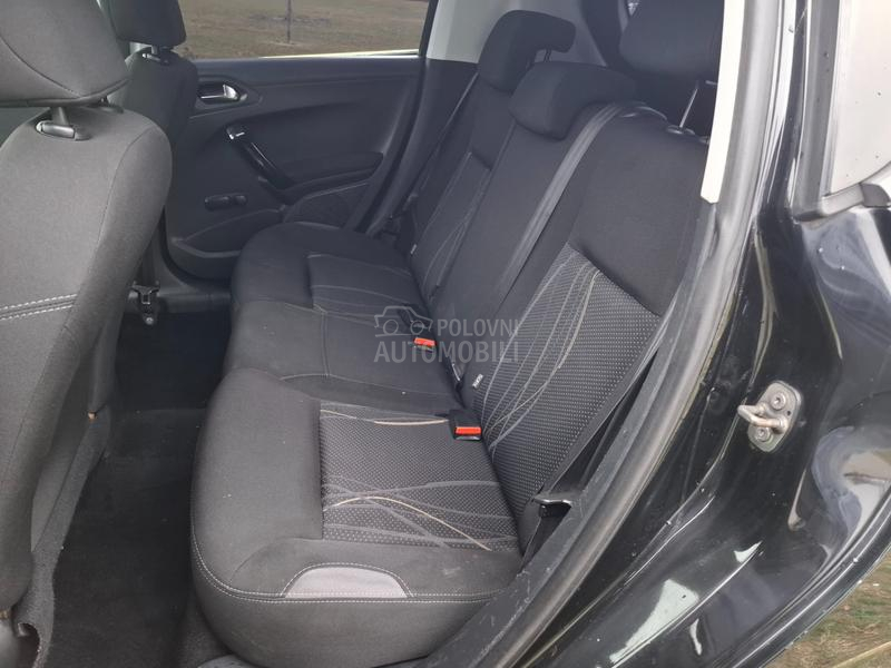 Peugeot 208 1,6 e-HDI pano.rama