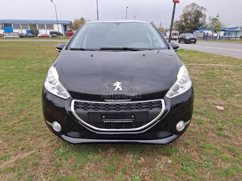 Peugeot 208 1,6 e-HDI pano.rama