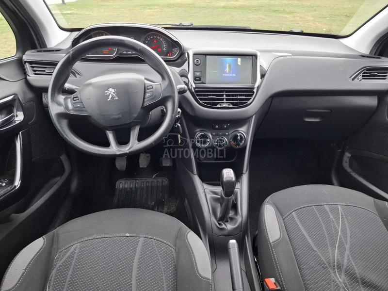 Peugeot 208 1,6 e-HDI pano.rama