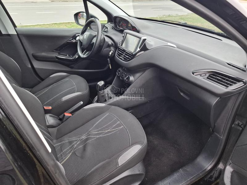 Peugeot 208 1,6 e-HDI pano.rama