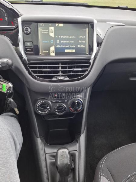 Peugeot 208 1,6 e-HDI pano.rama