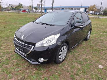 Peugeot 208 1,6 e-HDI pano.rama