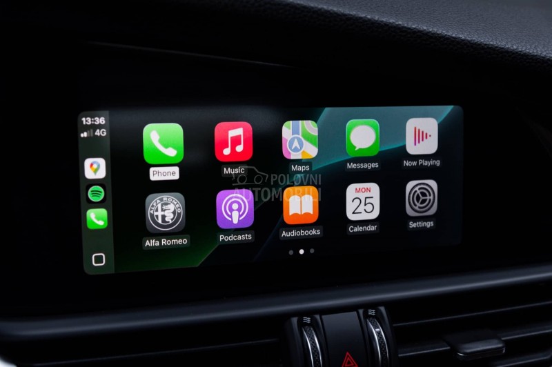 Alfa Romeo Giulia Q2/SPRINT/HARMAN