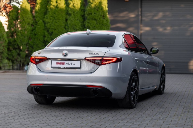 Alfa Romeo Giulia Q2/SPRINT/HARMAN