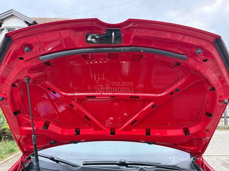 Volkswagen Golf 6 1.6TNG V.s.e.r.vi.s