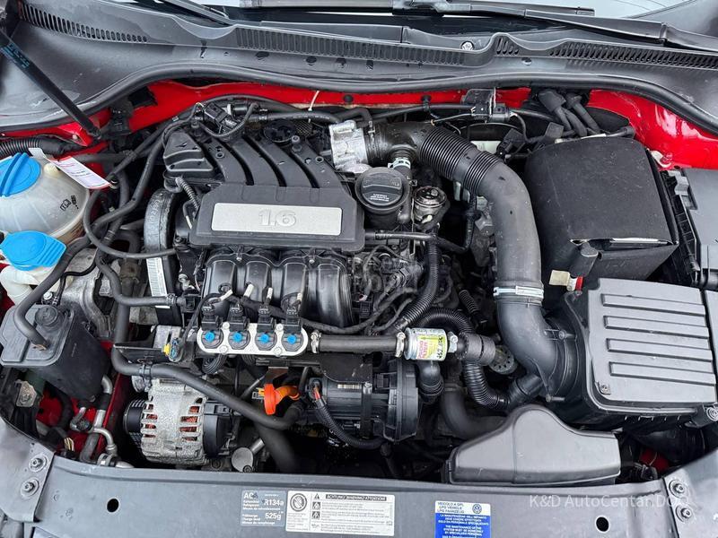 Volkswagen Golf 6 1.6TNG V.s.e.r.vi.s