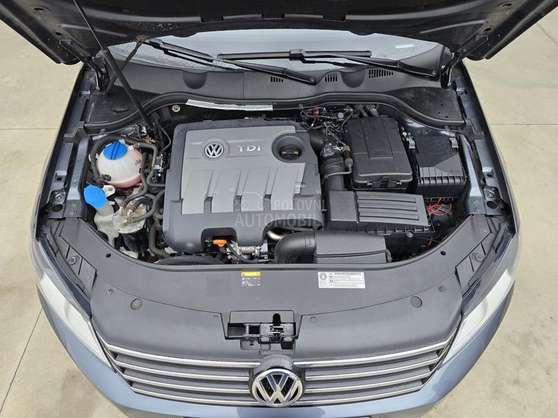 Volkswagen Passat B7 1.6 TDI HIGHLINE