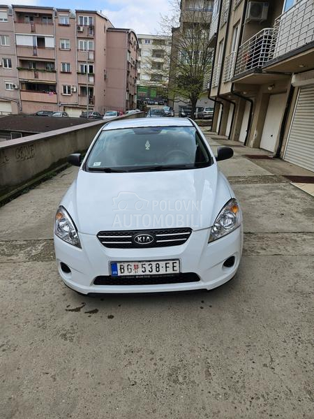 Kia pro_cee`d 