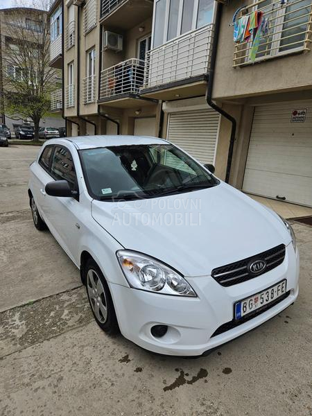 Kia pro_cee`d 