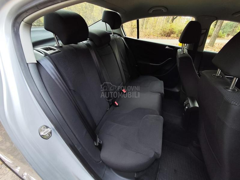 Volkswagen Passat B6 