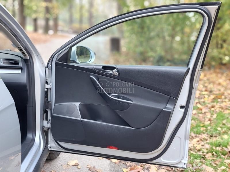 Volkswagen Passat B6 