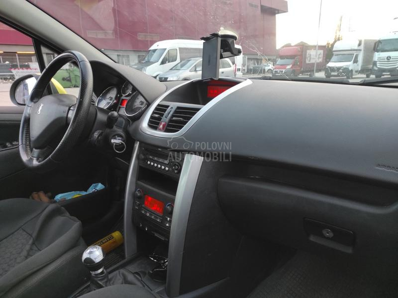 Peugeot 207 1.6