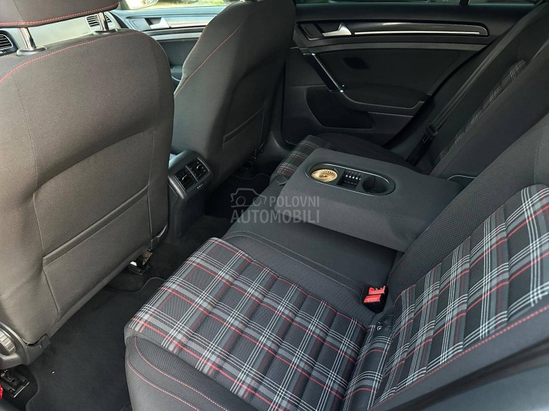 Volkswagen Golf 7 2.0 GTI PERFORMANCE
