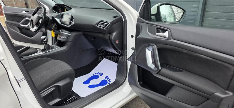 Peugeot 308 1.6 e -Hdi Premium