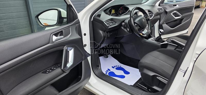 Peugeot 308 1.6 e -Hdi Premium