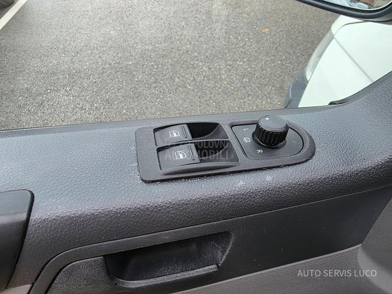 Volkswagen Transporter T5 automatic 192  h k m