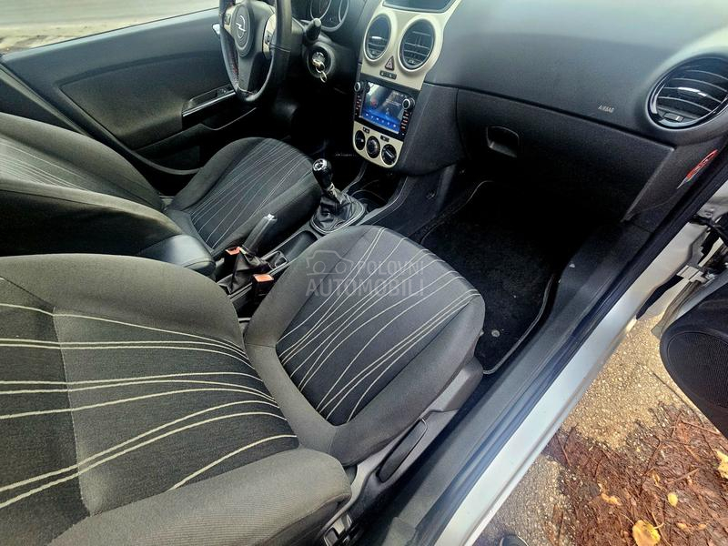 Opel Corsa D 1.3 CDTI LUTKAA
