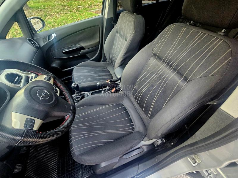 Opel Corsa D 1.3 CDTI LUTKAA