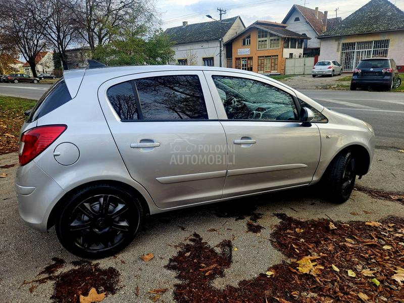 Opel Corsa D 1.3 CDTI LUTKAA