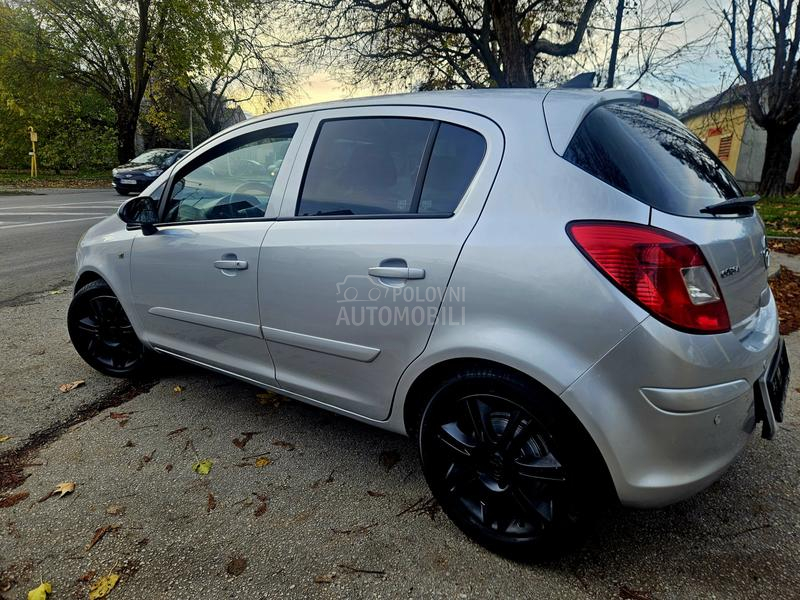 Opel Corsa D 1.3 CDTI LUTKAA
