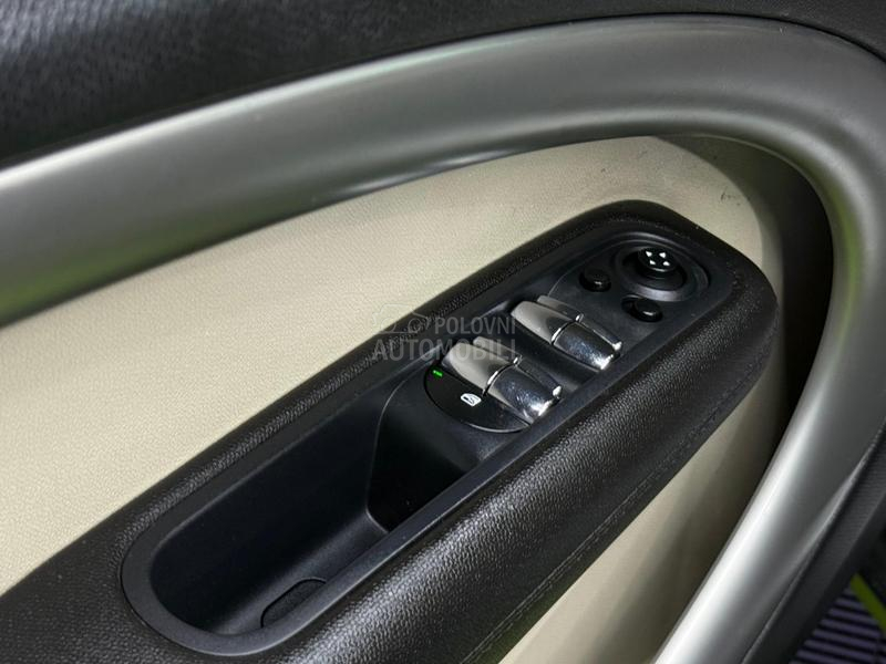 MINI Countryman 1.6D/N0VE GUME