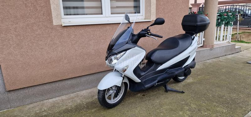 Suzuki Burgman