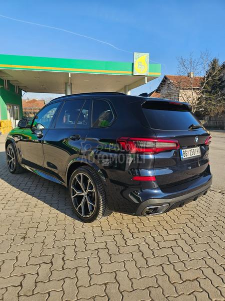 BMW X5 M50