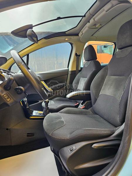 Citroen C3 BABY BLUE/NA.VI/1.4b