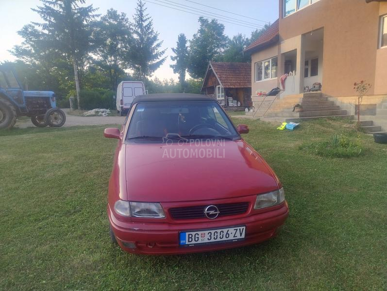 Opel Astra F 1.6