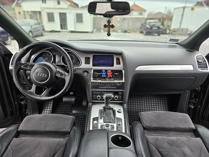 Audi Q7 3.0 TDI S LINE